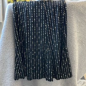 White House Black Market skirt. Small.